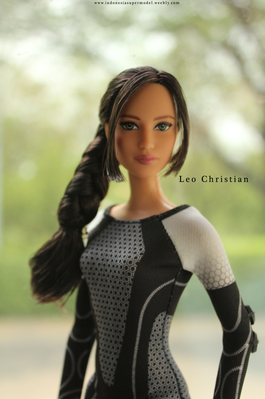 The Hunger Games Catching Fire Katniss doll